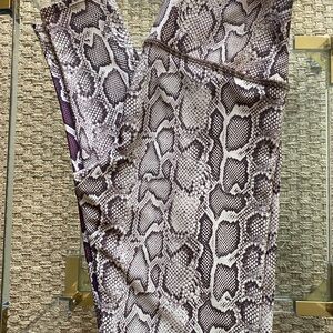 ONZIE Brand. Reptile Print Leggings - beige, brown & plum color 
Size M/L
